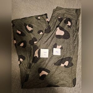 Leopard Print Lounge Pants - Size XL